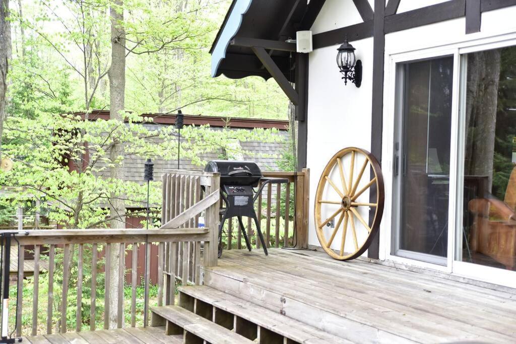 Quiet And Comfy 3Bed/2Bath - Chalet With Hot Tub. Cedar Zewnętrze zdjęcie